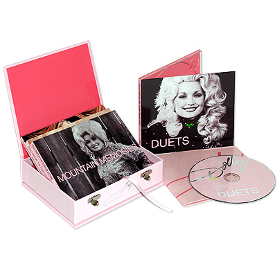 Dolly Parton Dolly Limited Deluxe Edition (4 CD) Формат: 4 Audio CD (Подарочное оформление) Дистрибьюторы: SONY BMG Russia, SONY BMG Лицензионные товары Характеристики аудионосителей 2008 г Сборник: Импортное издание инфо 1724a.